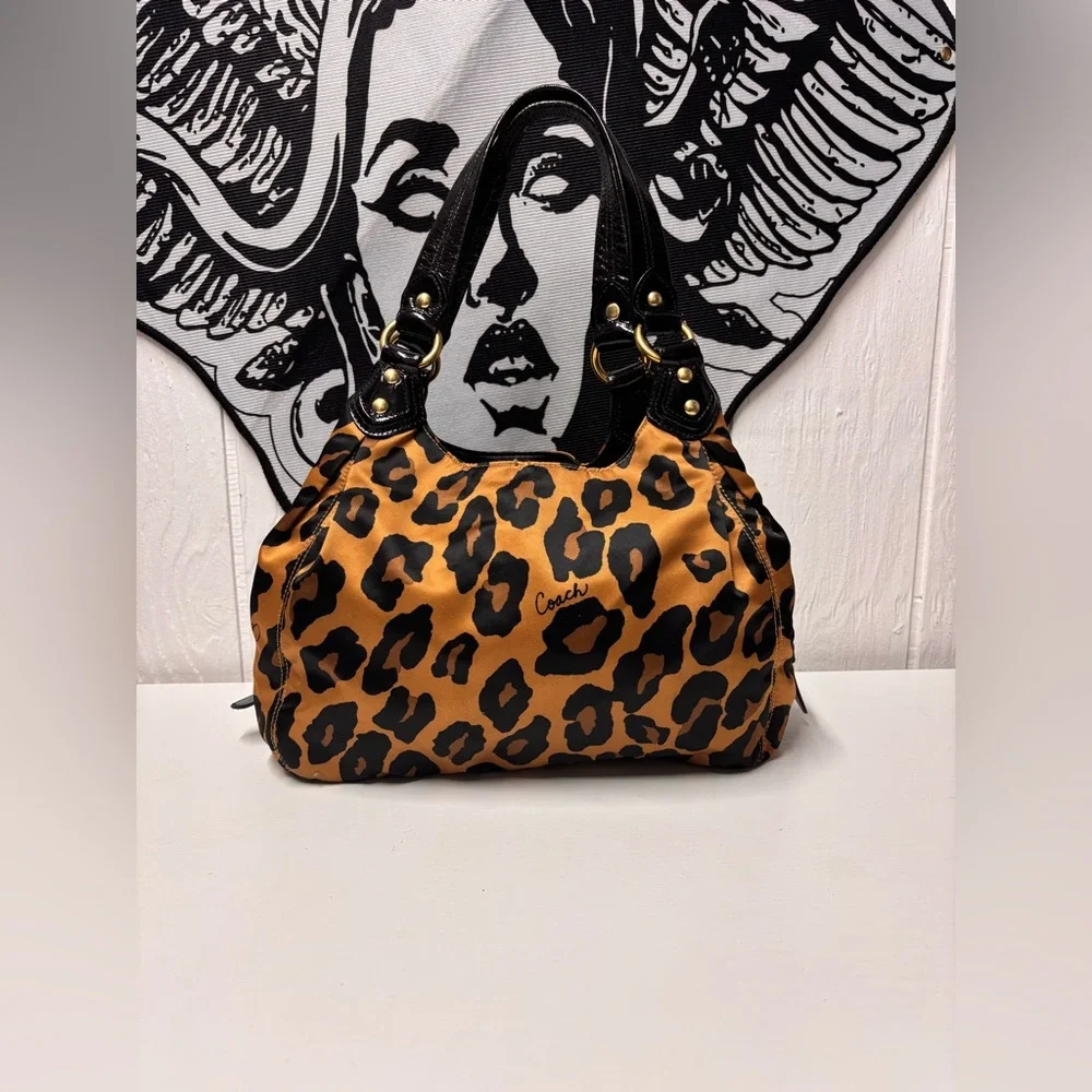 Coach Rare Madison Ocelot 'Maggie' Shoulder Handbag in Leopard print - Picture 2 of 9